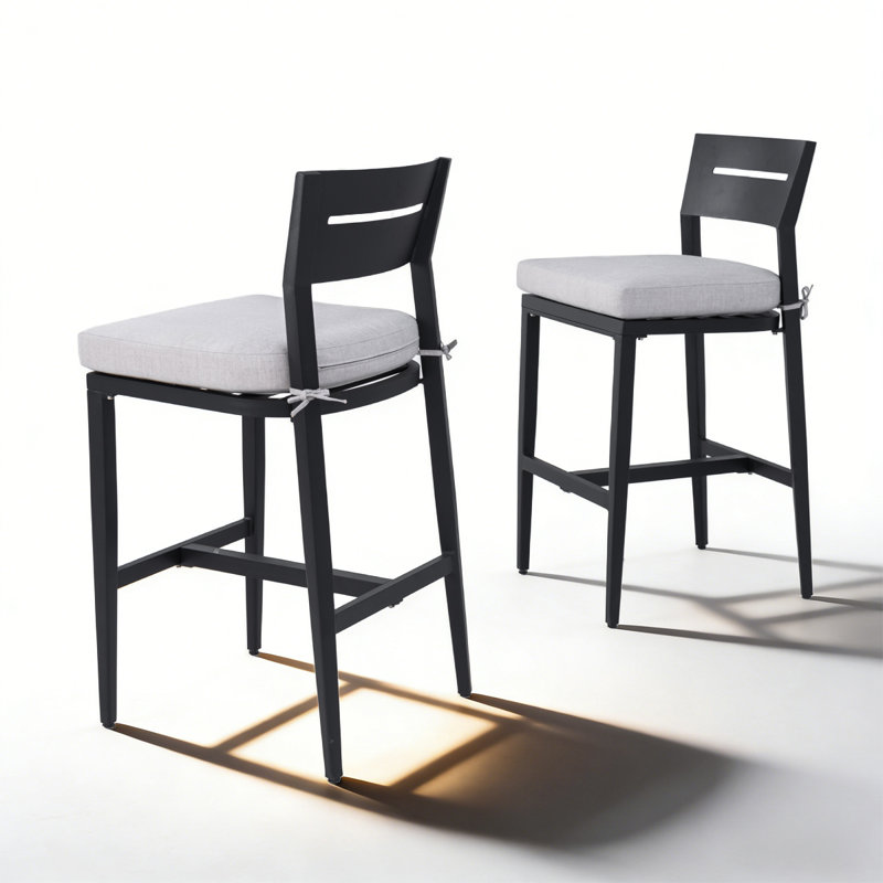 Tabourets d'extérieur en aluminium avec coussins Sunbrella, Beige