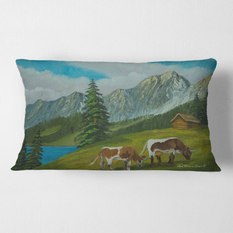 Paysage de montagne avec housse de coussin et insert rectangulaire Cows on a Meadow