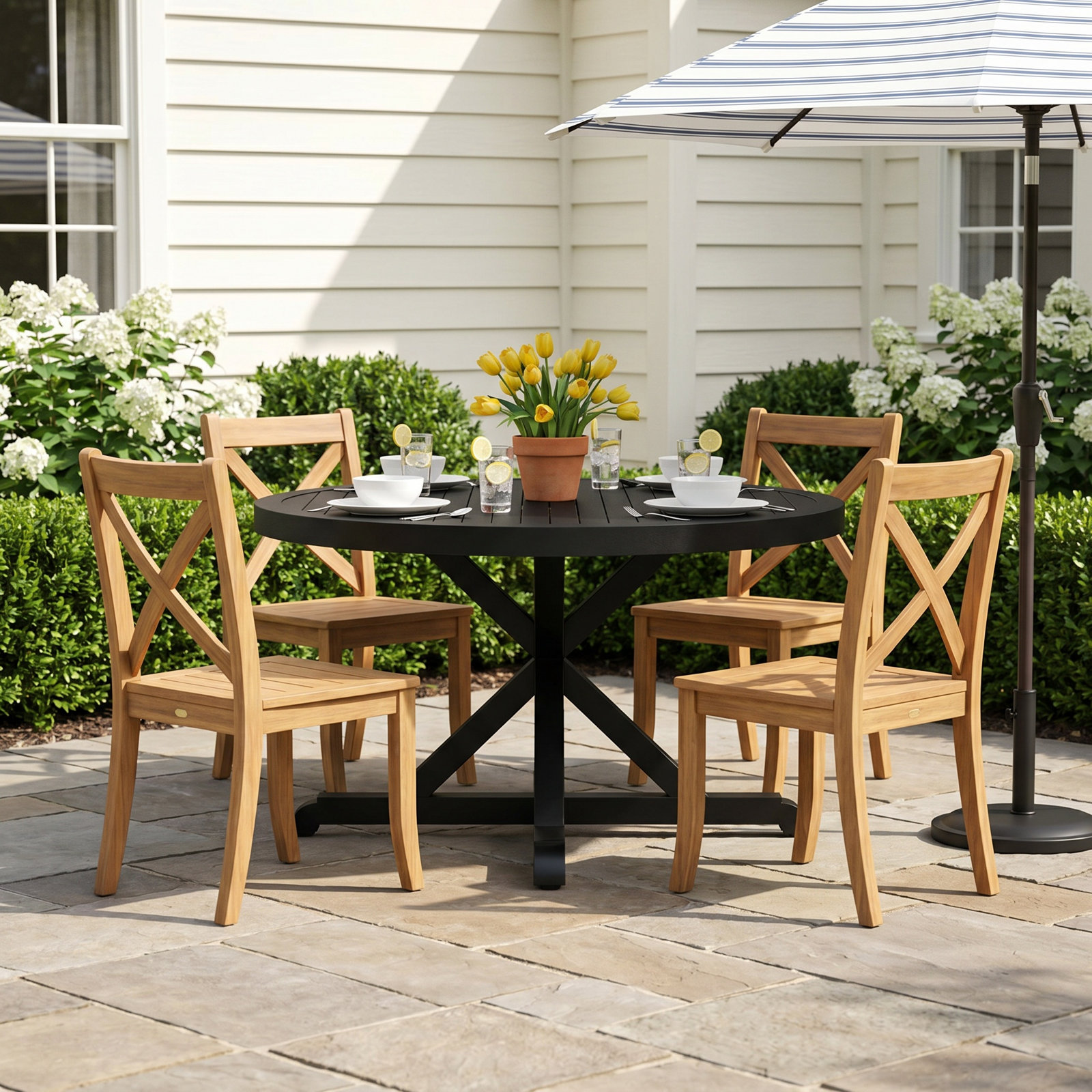 Monterey 47.99'' Aluminum Outdoor Dining Table, 29.5'' H x 60" W x 60" L