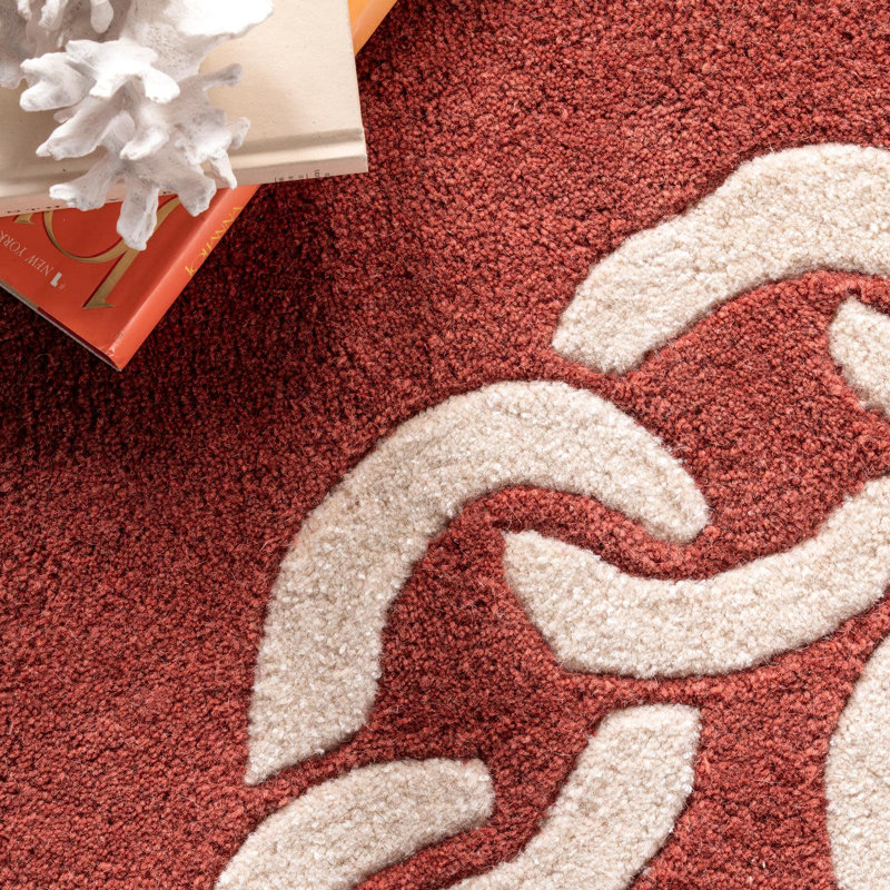Holub Handmade Tufted Wool Red/White Area Rug, Rectangle 5' x 8'