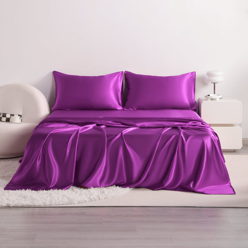 Luxury 4-Piece Satin Sheet Set - Satin Bedding Set, Full Bedspread + 4 Additional Pieces, Purple