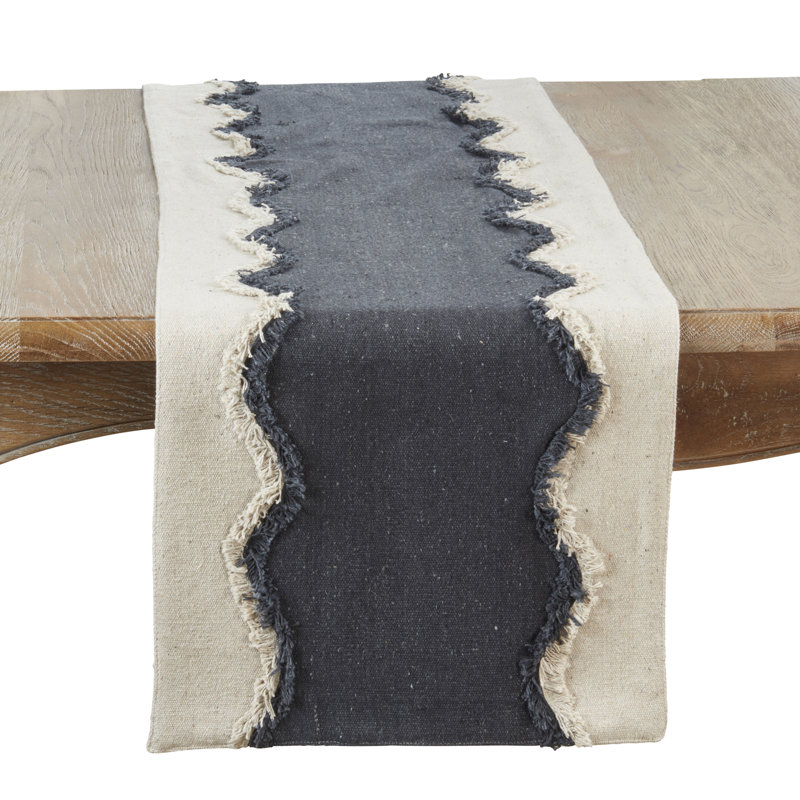 Chemin de table Squiggle