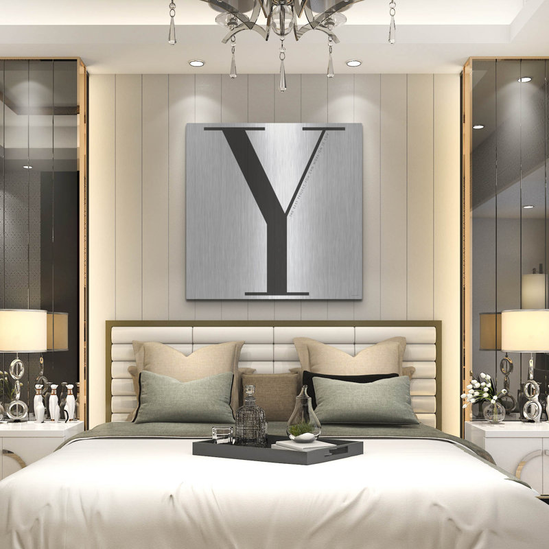 Art mural en métal «Y Is For You On White» par Mercedes Lopez, H 36 po x l 36 po