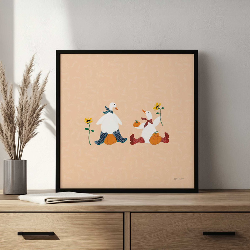 «Ducks in the Pumpkin Patch III» par Yvette St. Amant, reproduction d'art, H 36 po x l 36 po, Blanc