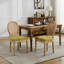 De 2 chaises de salle à manger à structure olive en bois d'hévéa massif de style français avec peinture à dossier olive et coussins peints pour une pièce charmante
