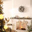  Couronne de Noël pré-éclairée de 20 pouces pour la porte d'entrée avec lumières, élégante couronne de la Saint-Valentin avec boules de Noël or champagne pour centre de table, décoration de fête de mariage