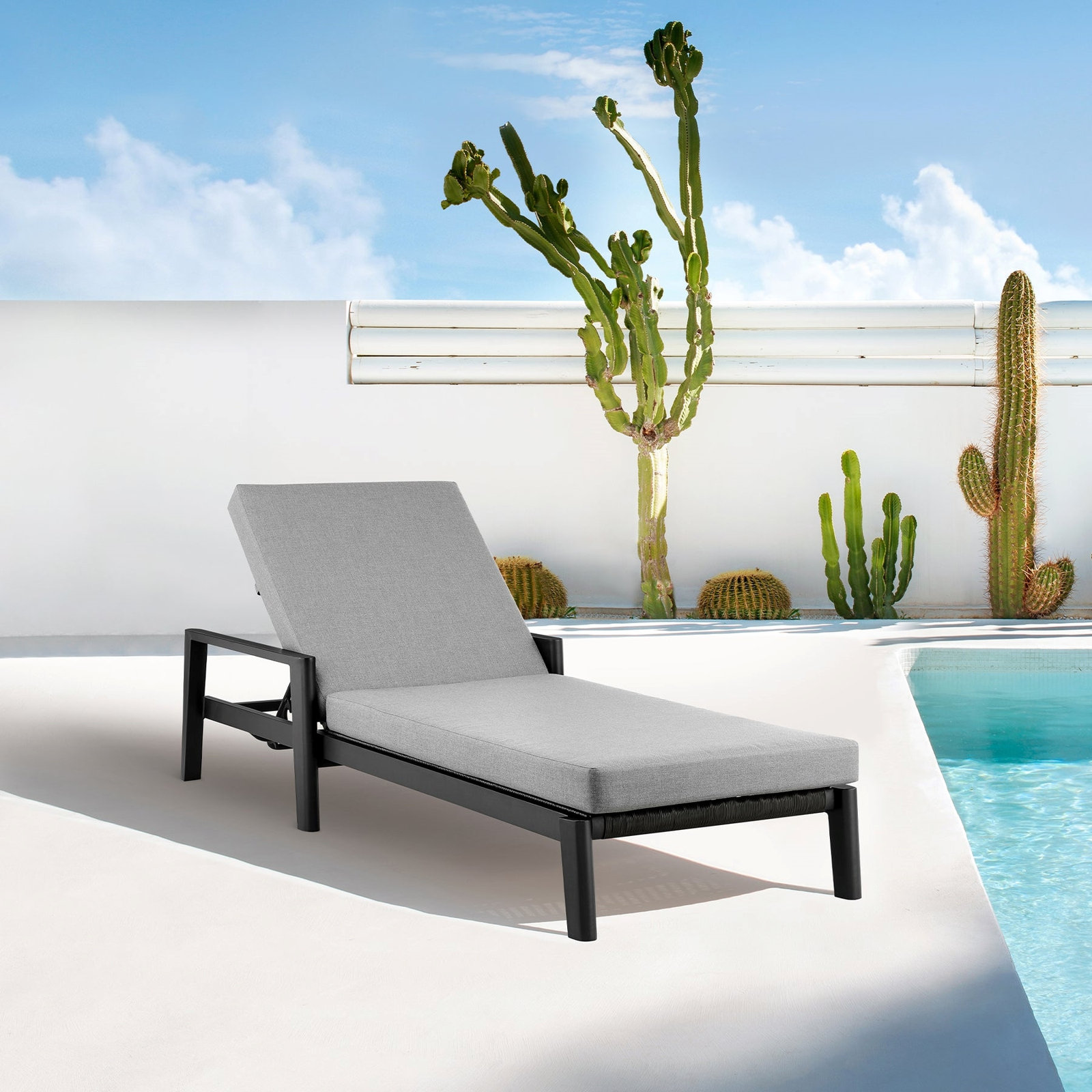 Trosclair 31" Patio Chaise Lounge