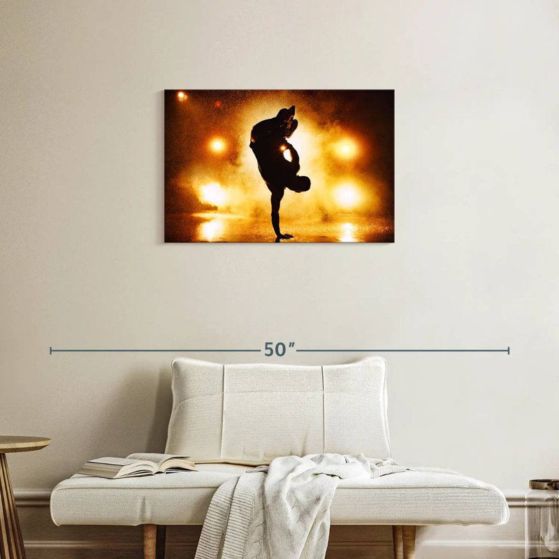 Silhouette Enn Breakdancer, H 20 po x l 30 po