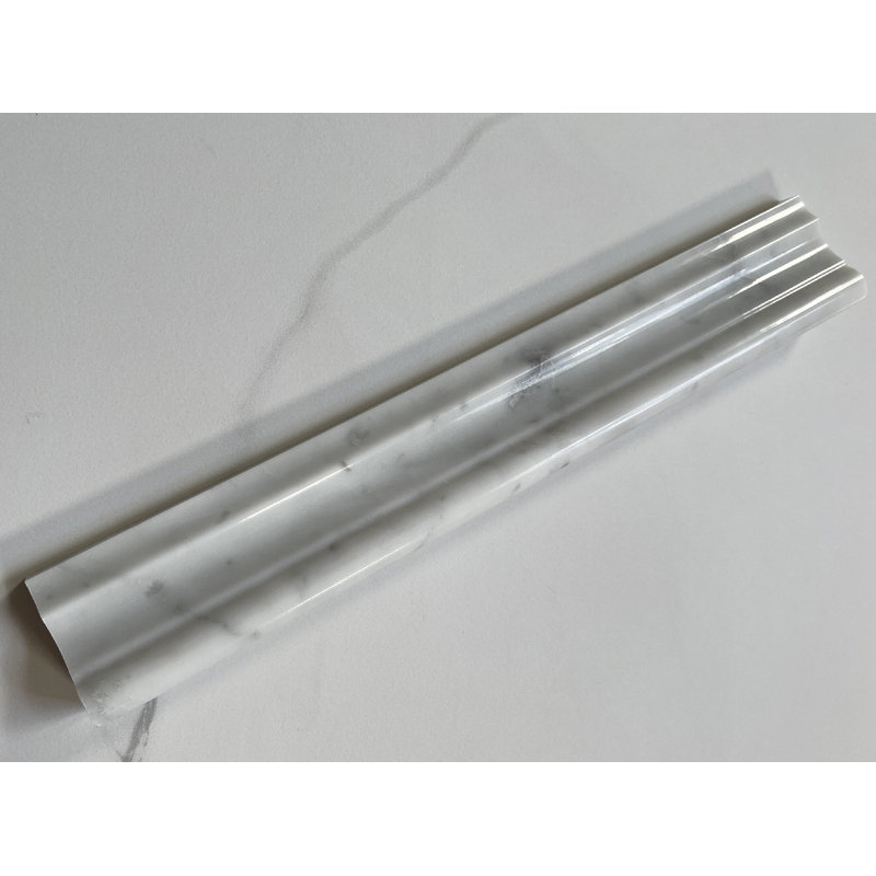 Carreau de marbre moulé 2 po x 12 po Carrara