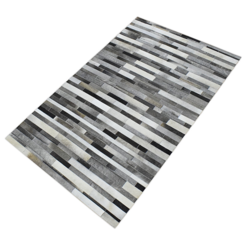Tapis gris et ivoire moderne en cuir véritable fabriqué à la main Modern
