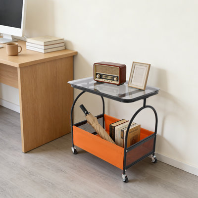 Table d'appoint à roulettes à 2 niveaux avec plateau en verre trempé et panier de rangement, table de chevet moderne sur roulettes