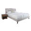 Grand lit tapissier avec 2 tables de chevet