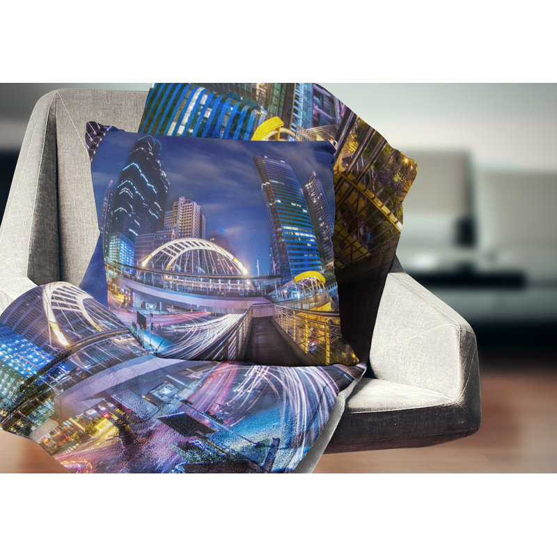 Modern Bridge Cityscape - Coussin imprimé Cityscape, 16 po x 1 po, Coussin décoratif