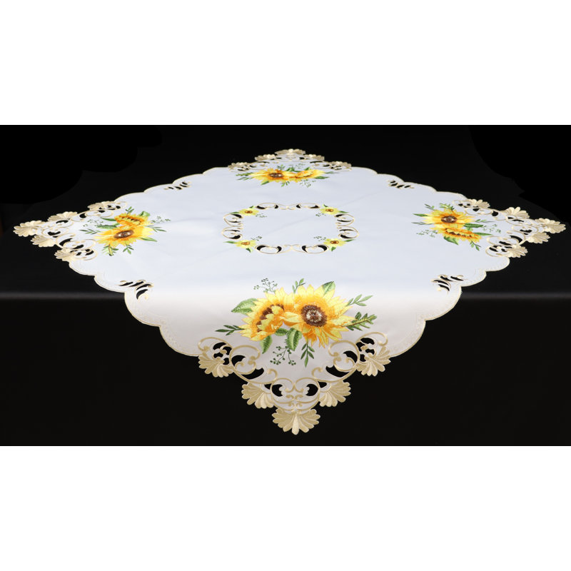 Nappe brodée (36 po²) - Tournesol