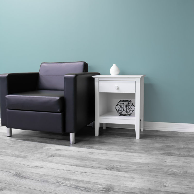 18.75'' W Nightstand