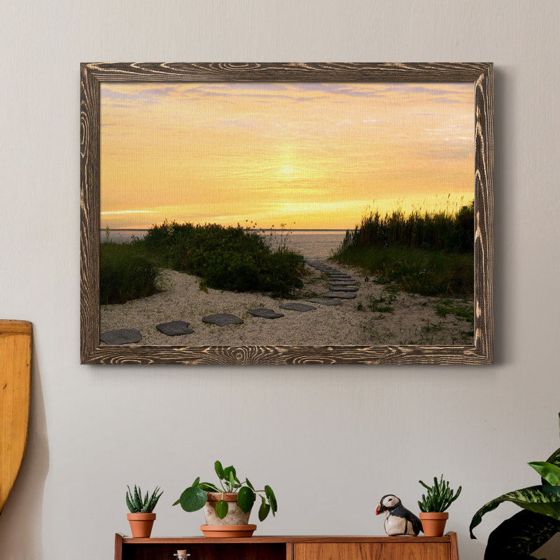 «Sunset Path» par J Paul - reproduction de photo sur papier encadrée, H 37,5 po x l 27,5 po x P 1,5 po