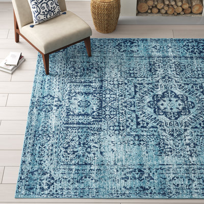 Candra Oriental Indoor Rug