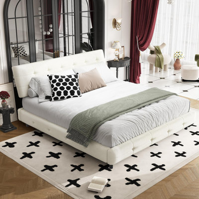 Structure de lit très grand, tête de lit capitonnée avec un très grand coussin ultra doux, lit plateforme en chenille avec support double en lattes de métal et de bois, solide et stable, silencieux, beige / blanc