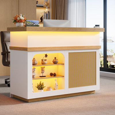 Bureau de réception avec lumières à DEL, tiroirs verrouillables et armoire, et tablettes ouvertes - table de comptoir en bois moderne de 63,6 po pour le bureau, le hall d'hôtel, le salon, la clinique, le magasin de détail et la réception corporative