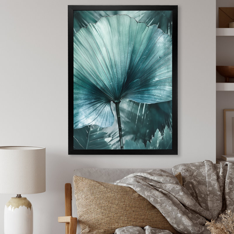 «Ginkgo Leaves Tropical V», reproduction sur toile, Cadre photo noir, H 20 po x l 12 po x P 1 po