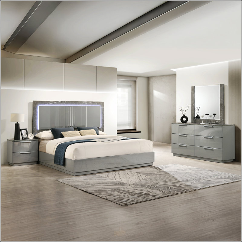 Grand lit, Gris
