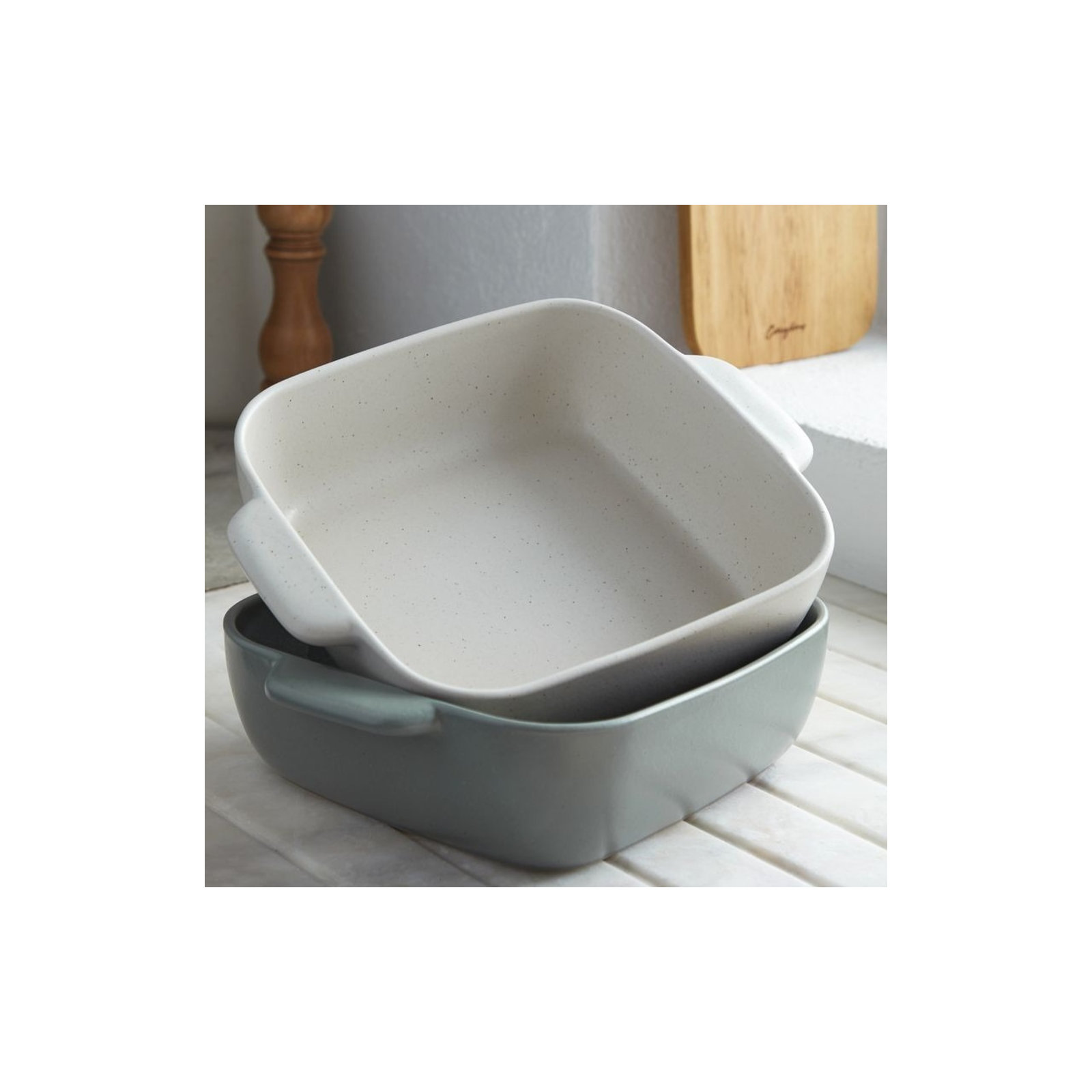 Casafina Pacifica Rectangle Stoneware Baker, 12.13" x 10.08"