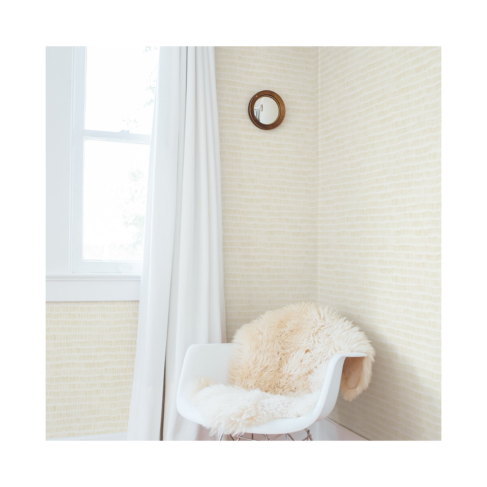 Baylor Modern Striped Wallpaper, Yellow