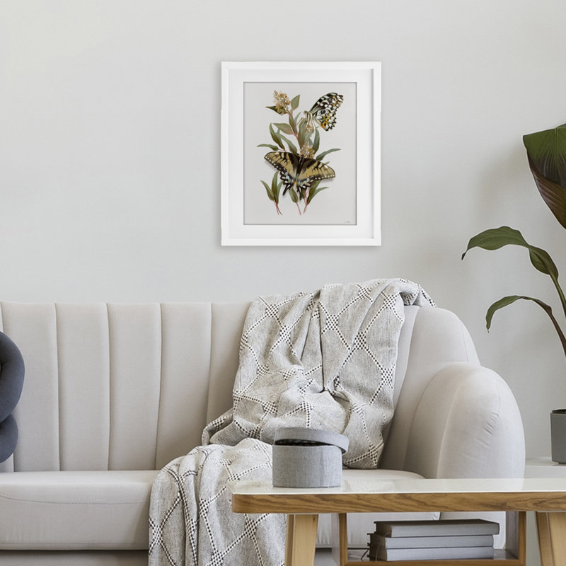 «Butterfly Grove Green Grass», reproduction encadrée sous verre, conception de House Fenway, 21" H x 17" W