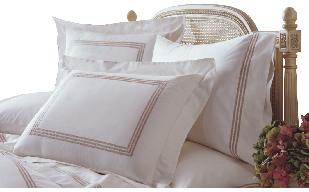 Silverdale Cotton Pillowcase, Standard, Chocolate / White