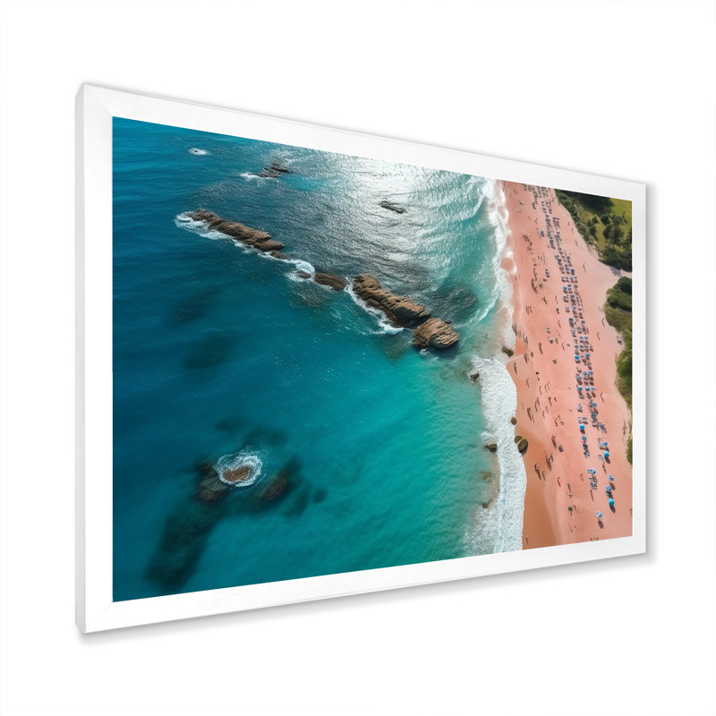 Vue aérienne de la plage bleue et rose - art mural plage et océan, Cadre de coin blanc fermé, H 16 po x l 32 po x P 1 po