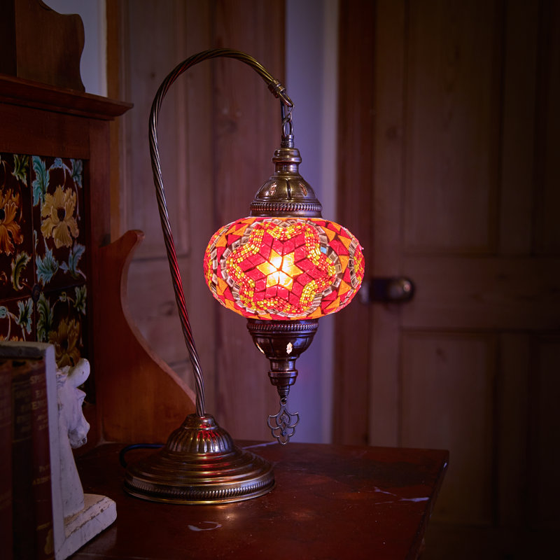 Karlie Metal Lighting Lamp