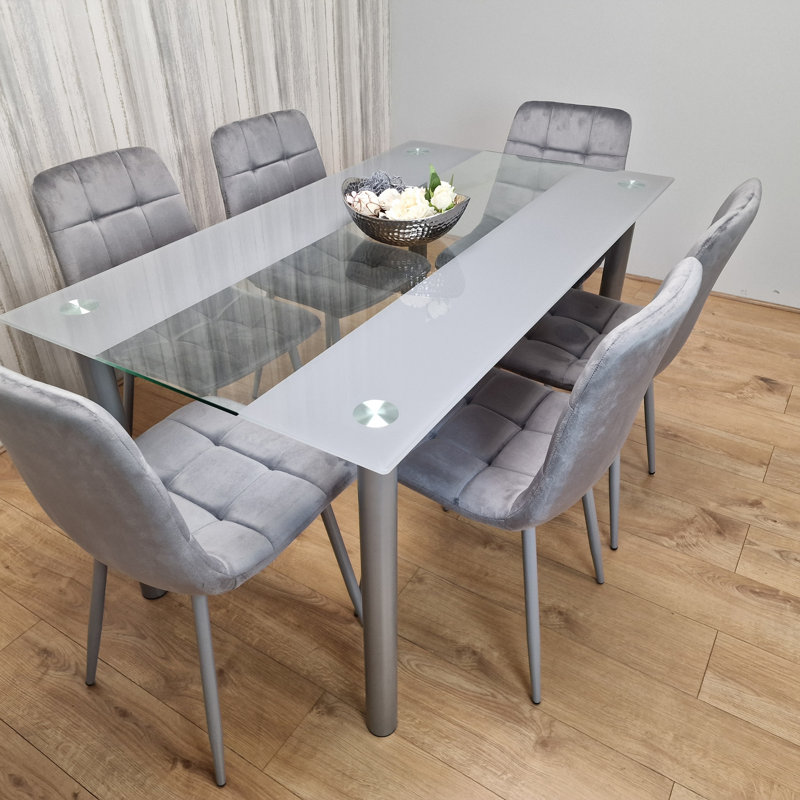 Selda 6 -Person Dining Set