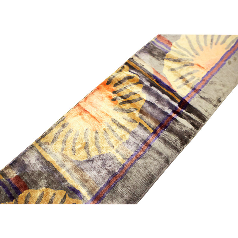 Hand Knotted Wool Area Rug in Purple