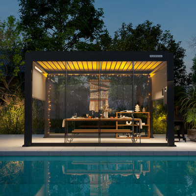 Pavillon de jardin permanent en métal L 13 pi. Pergola d'extérieur motorisée D Power + Pro avec 2 abat-jours et 2 portes coulissantes en verre