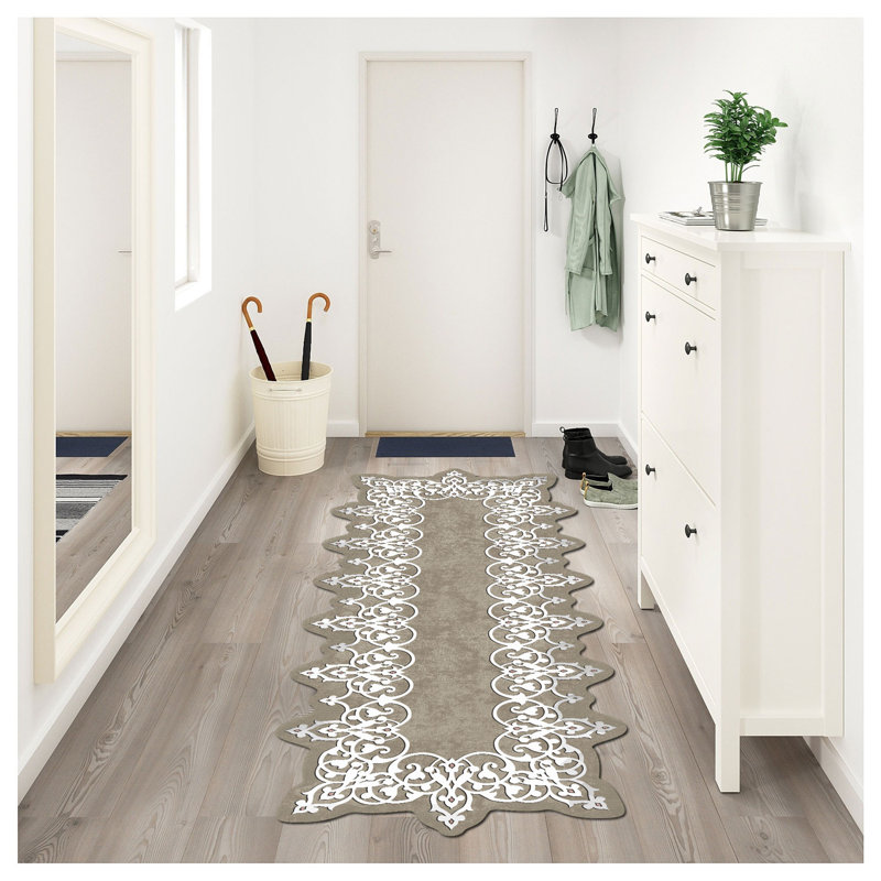 Washable Floral Indoor Rug, Novelty 3'3" x 9'10"