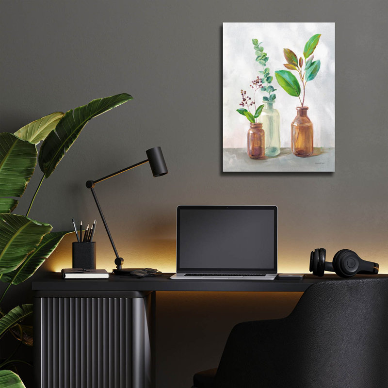«Natural Riches 3 Clear Vase» par Danhui Nai, art mural en verre acrylique, H 16 po x l 12 po x P 0,13 po