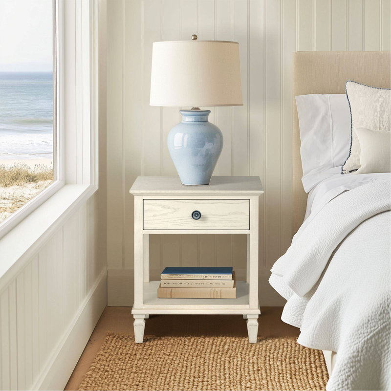 Table de chevet Victoria, Cream