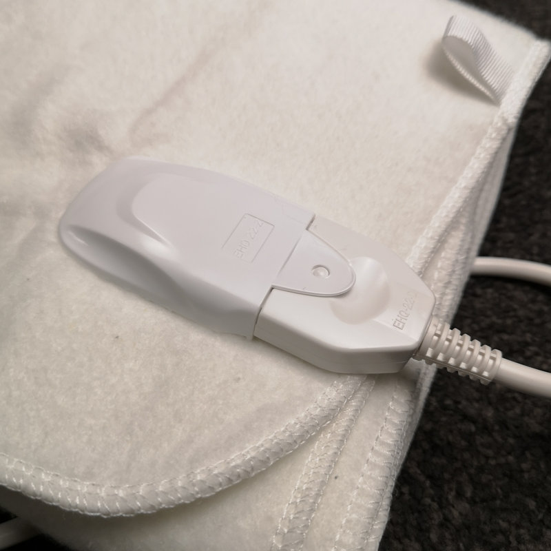 Samuel Alexander Heated Throw Blanket, W60 x L120cm