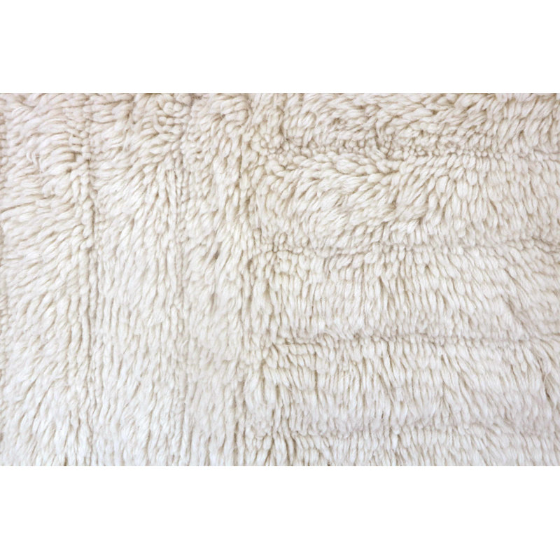 Sheep of the World Handmade Wool Area Rug, Rectangle 5'7" x 7'10"