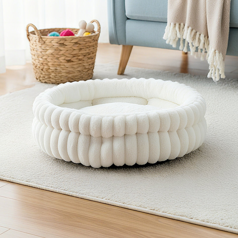 Faux Fur Pet Bed, White