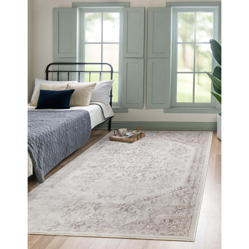 Tapis oriental en polypropylène gris / ivoire Ervine, Rectangle 3 pi x 5 pi 3 po