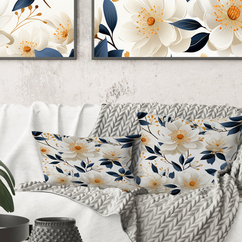 Motif floral White Essence Petals Blooms, H 18 po x l 18 po