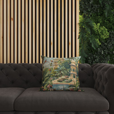Coussin Sanctuary of the Divine Broadcloth