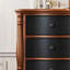 Commode d'appoint en bois de style classique.-106923655