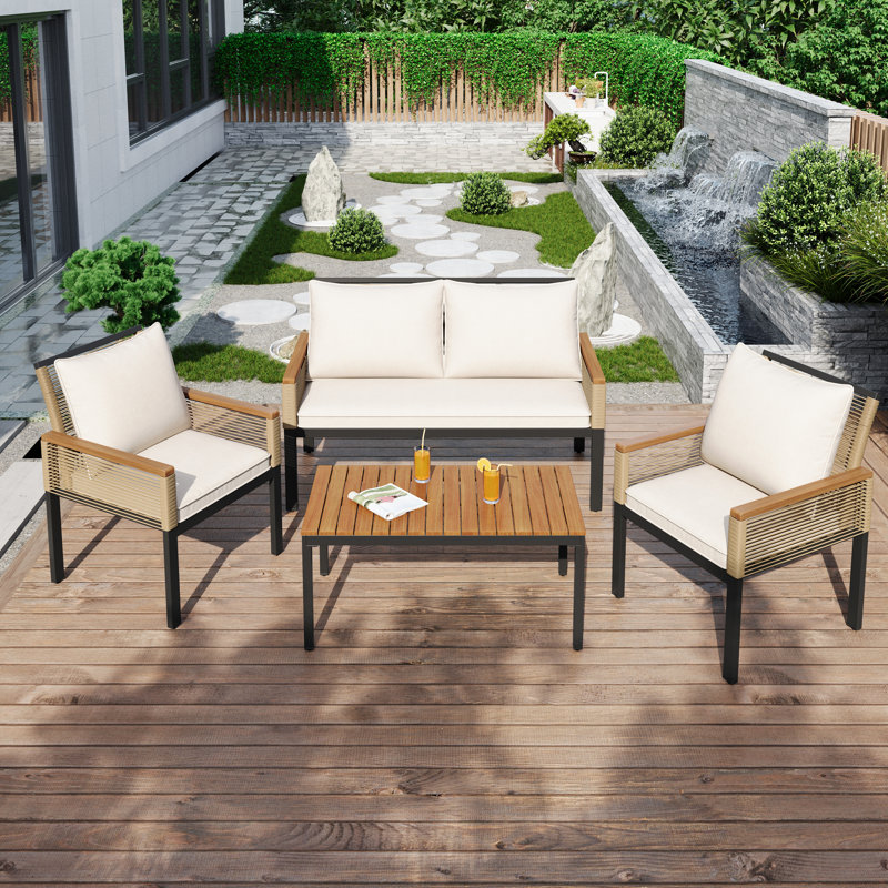 Wicker 4 - Person Garden Lounge Set