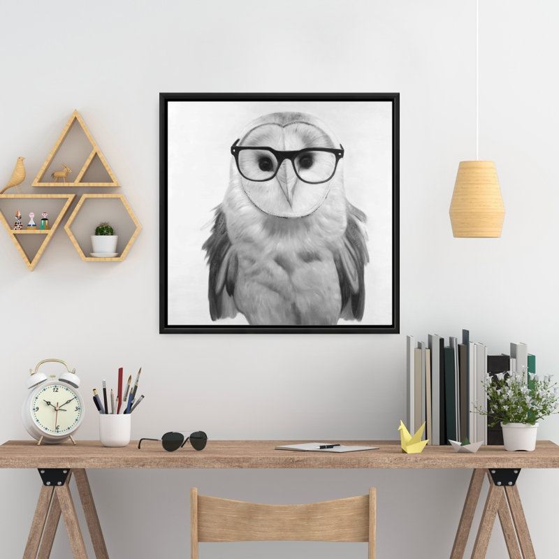" Realistic Barn Owl With Glasses "