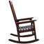 Chaise berçante surdimensionnée en bois brun avec chaise berçante surdimensionnée à dossier haut et assise large avec dossier haut