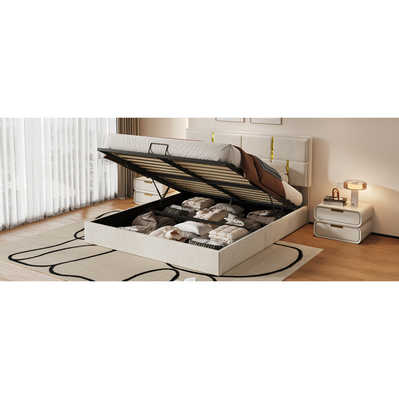 Lits spacieux en velours avec rangement moderne, grand