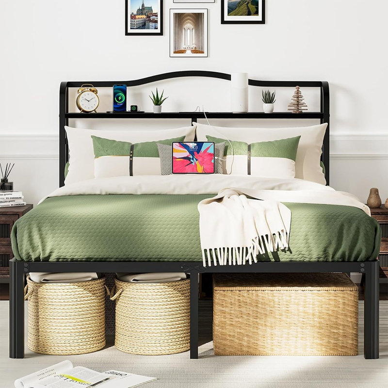 Base de lit grand avec tête de lit et station de charge Base de lit en métal de 18 po de hauteur, base de matelas robuste avec grand espace de rangement, cadres de lit plateforme noirs sans sommier (18 po, grand)