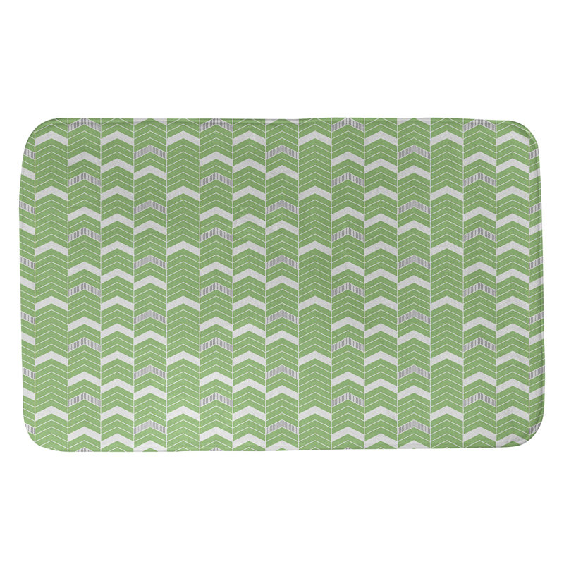 Tapis pour salle de bain lineed chevrons Stephenie, l 17 po x L 24 po, Vert / Gris